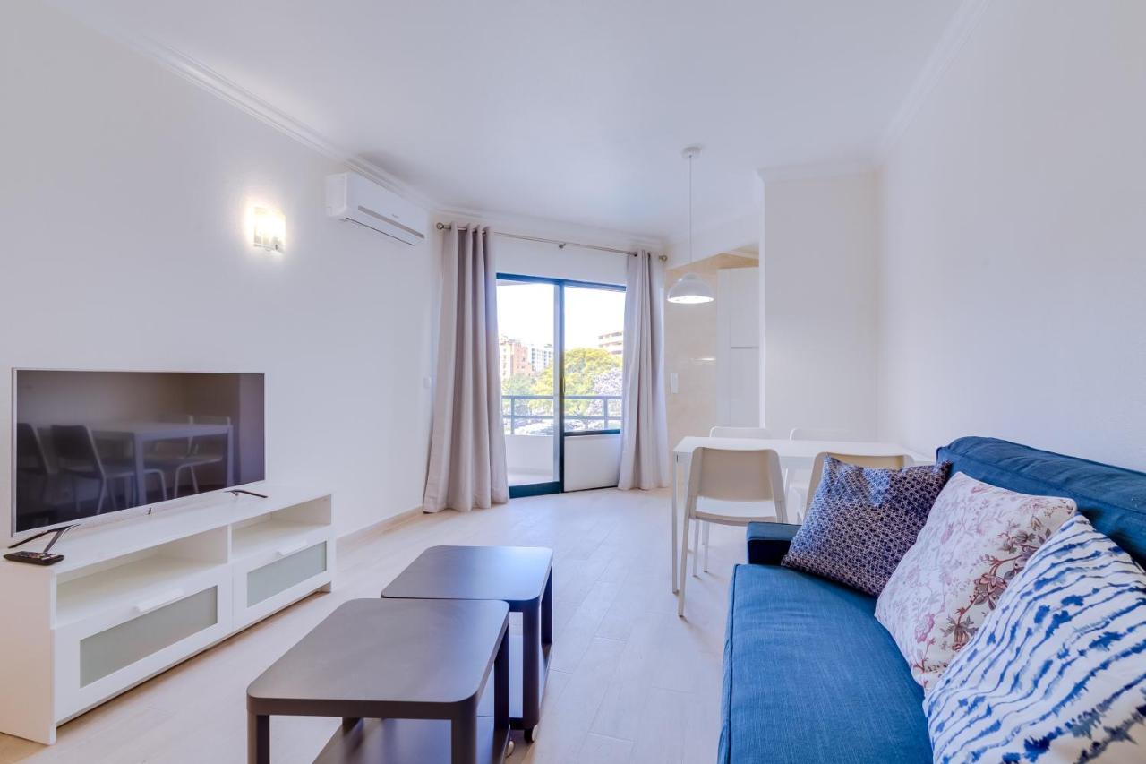 Talia - Pool City Center - Виламура Экстерьер фото
